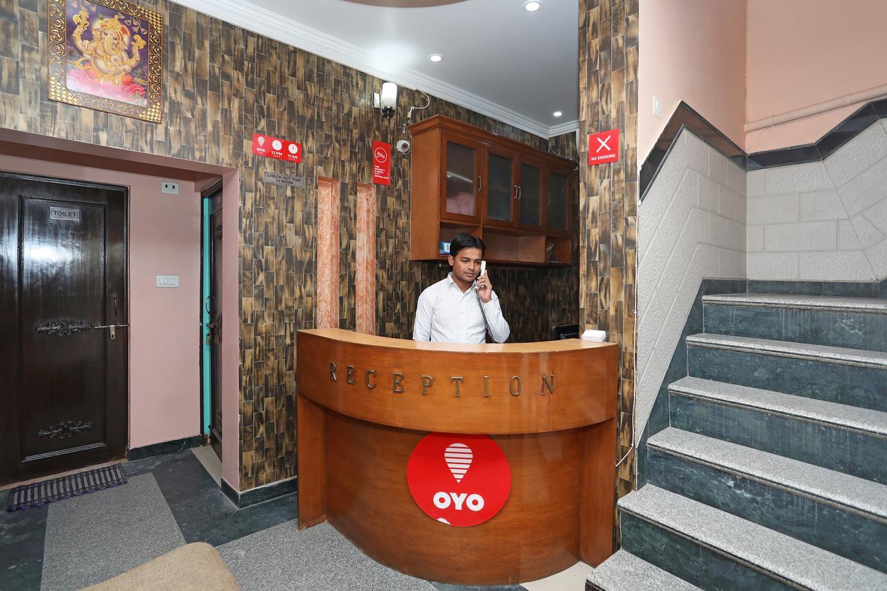 Hotel Oyo 11312 Aero Capital Nueva Delhi Exterior foto